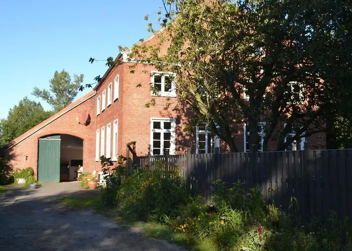 By Interhome * Upleward